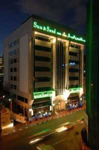,هتل سان اند سند,هتل Sun & Sands Hotel، در قلب منطقه تجاری شهر دوبی واقع و 5 دقیقه پیاده تا....,