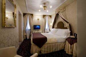 هتل یونا ونزیا (UNA Hotel Venezia)