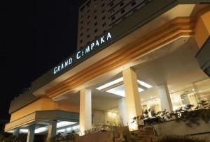 هتل گراند سمپاکا
اندونزی / جاکارتا(Hotel Grand Cempaka
Indonesia / Jakarta )