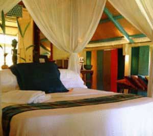 ,بن تن ریزورت (Bon Ton Resort),هتل تفریحی Bon Ton، 5 دقیقه با ماشین تا ساحل Pantai Cenang فاصله دارد. هتل....,