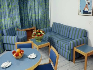 هتل آپارتمان آتریوم زنون
قبرس / لارناکا(Atrium Zenon Hotel Apartment
Cyprus / Larnaka )