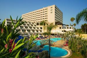 ست رافائل ریزورت
قبرس / لیماسول(St Raphael Resort
Cyprus / Limassol )