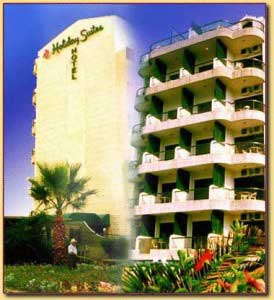 ,هتل هالیدی سوئیتز اند بیچ ریزورت (Holiday Suites Hotel & Beach Resort),این تفریحگاه ساحلی با ارزش نهادن به میهمانان؛ اقامتی راحت و فریبنده را...,