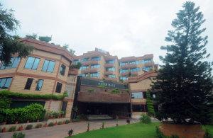 ,هتل جیپور پالاس
هند / جیپور(Hotel Jaipur Palace
India / Jaipur ),این هتل 4 ستاره، اقامت مجلل به همراه امکانات رفاهی کم نظیر به مهمانان خود ارائه می دهد.,