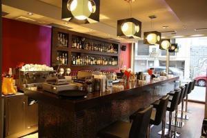 هتل آروس
یونان / آتن(Hotel Areos
Greece / Athens )
