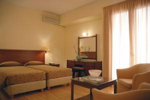 هتل آپارتمان دلیس
یونان / آتن(Hotel Apartments Delice
Greece / Athens )