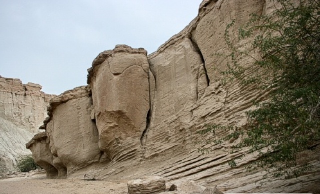 ,تنگه چاهکوه,تنگه شگفت انگیز “چاهکوه” در روستای چاهوی شرقی...,