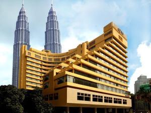 ,هتل کروس کوالالامپور
مالزی / کوالالامپور(Corus Hotel Kuala Lumpur
Malaysia / Kuala lumpur ),هتل Corus Hotel Kuala Lumpur، در موقعیت فوق العاده ای واقع و 5 دقیقه پیاده، تا برجهای دوقلوی Petronas و 2 دقیقه تا ایستگاه راه آهن فاصله دارد,
