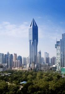 ,جو ماریوت شانگهای,هتل JW Marriott Shanghai ، طبقات فوقانی برج Tomorrow Square را در مجاورت پارک Renmin، به خود اختصاص داده و...,
