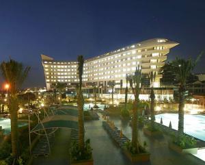 هتل تفریحی کنکورد دلوکس
ترکیه / آنتالیا(Concorde De Luxe Resort
Turkey / Antalya )